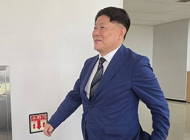 김정규 타이어뱅크 회장 탈세 혐의.....