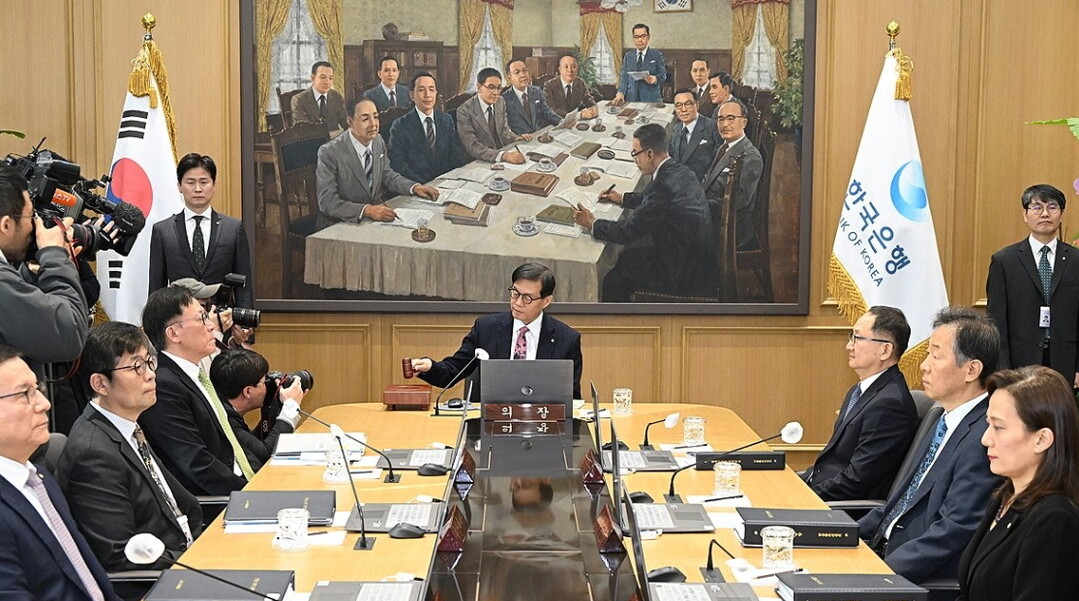 한은 기준금리 연 2.5%, 6연속 ...