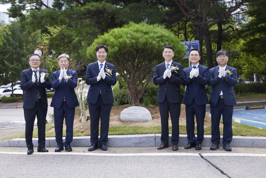 한국나노기술원, 공공나노팹센터 현판식...